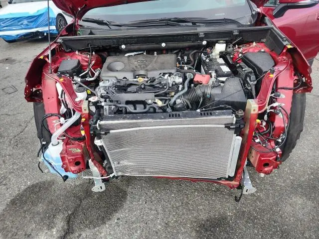 2024 TOYOTA RAV4 XLE  