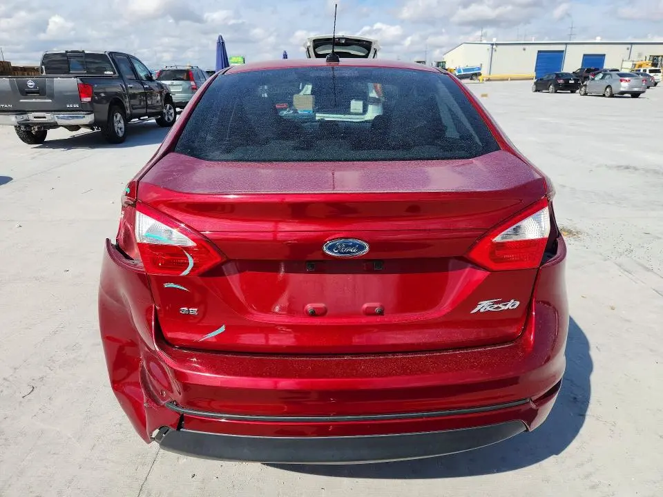 2016 FORD FIESTA SE  