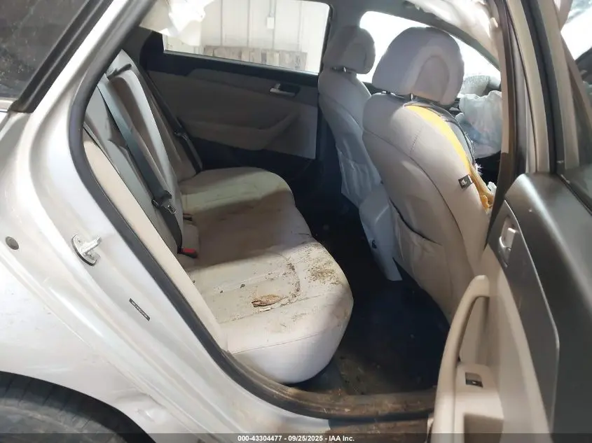 2016 HYUNDAI SONATA SE