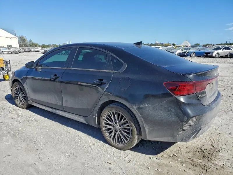 2024 KIA FORTE GT LINE  
