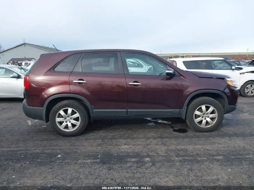 2012 KIA SORENTO LX