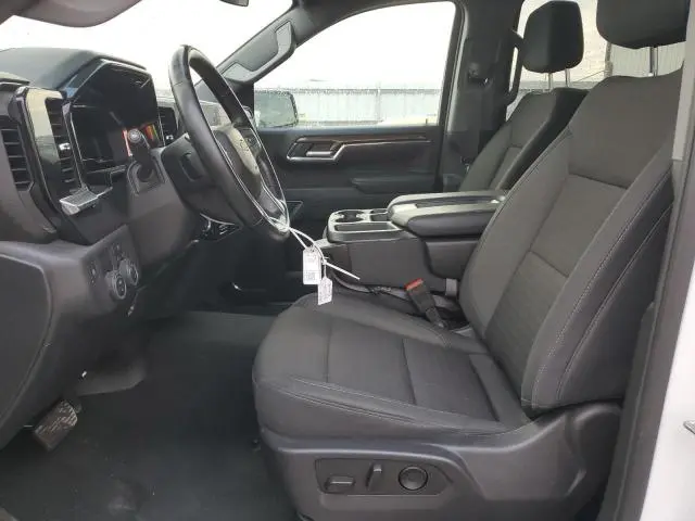 2025 CHEVROLET SILVERADO C1500 LT  