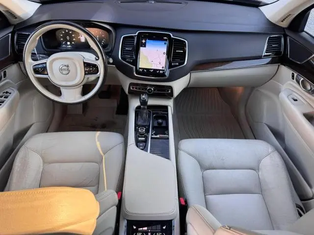 2016 VOLVO XC90 T6