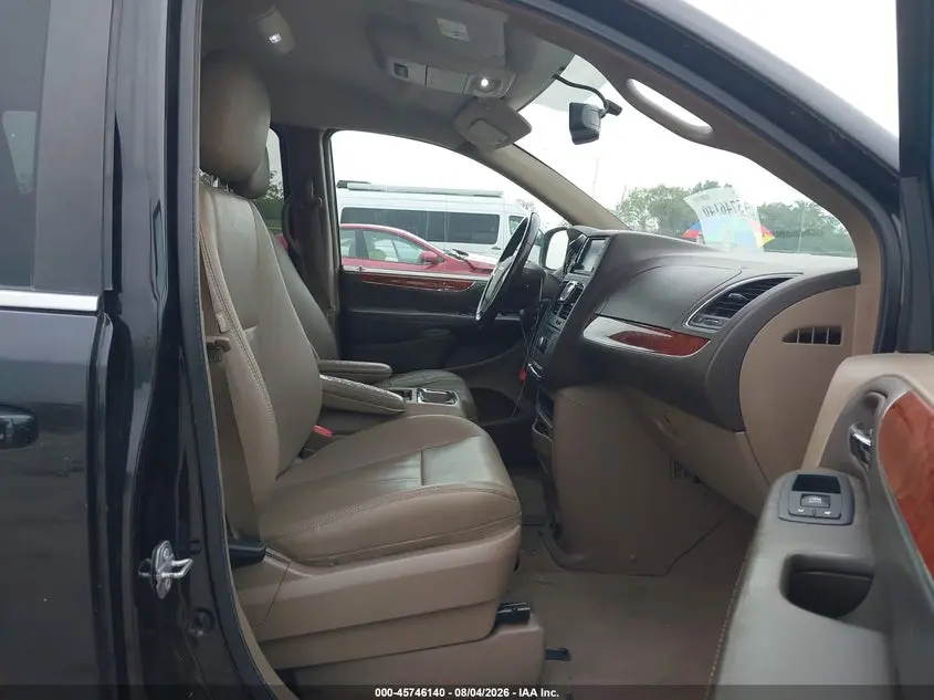 2016 CHRYSLER TOWN & COUNTRY TOURING