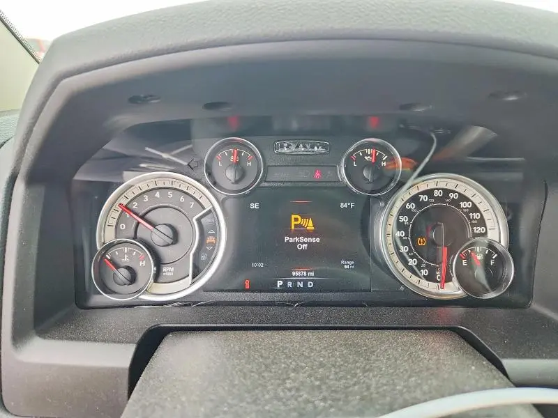 2017 RAM 1500 SLT  