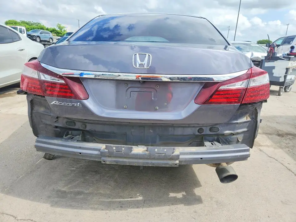 2017 HONDA ACCORD LX  