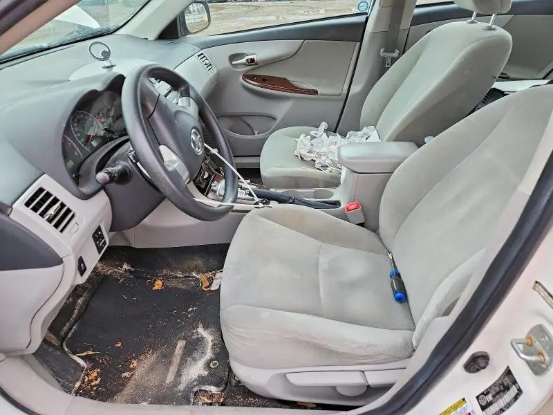 2011 TOYOTA COROLLA BASE  
