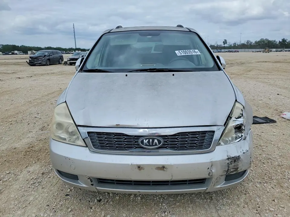 2012 KIA SEDONA LX  