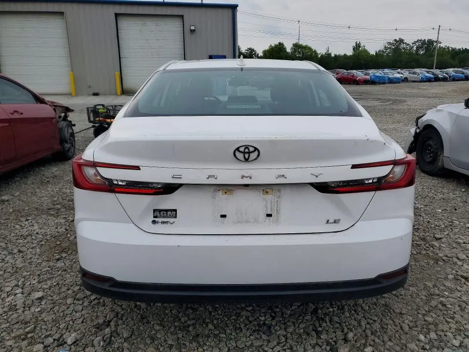 2025 TOYOTA CAMRY LE  