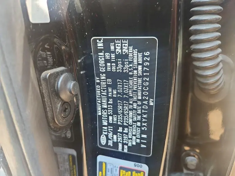 2012 KIA SORENTO LX  