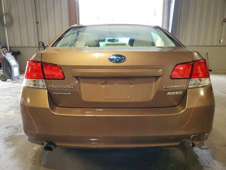 2013 SUBARU LEGACY 2.5I PREMIUM  
