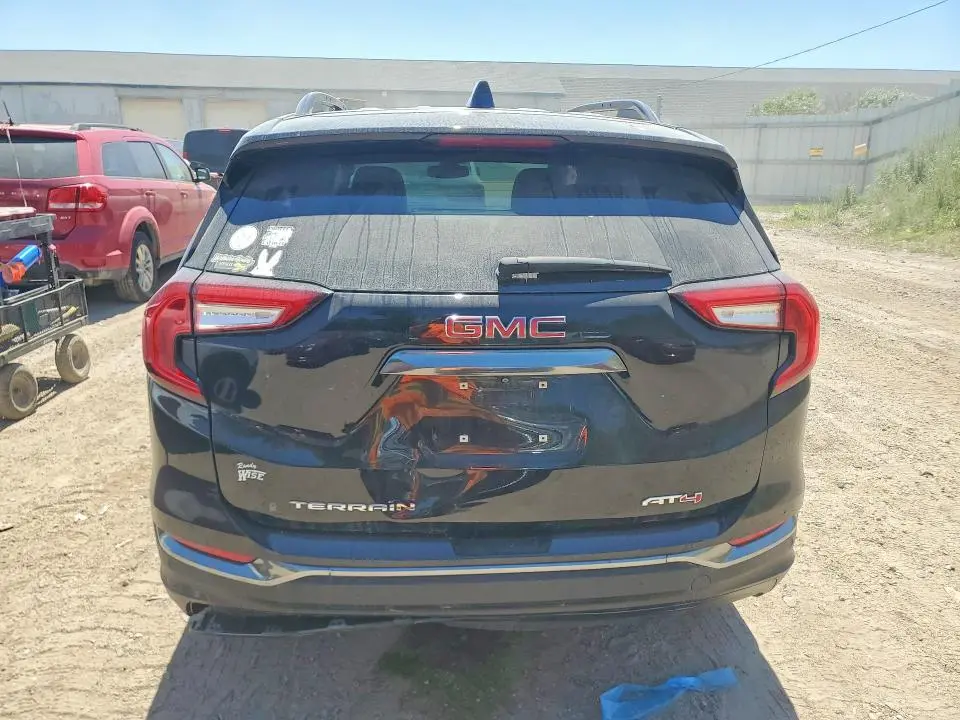 2024 GMC TERRAIN AT4  