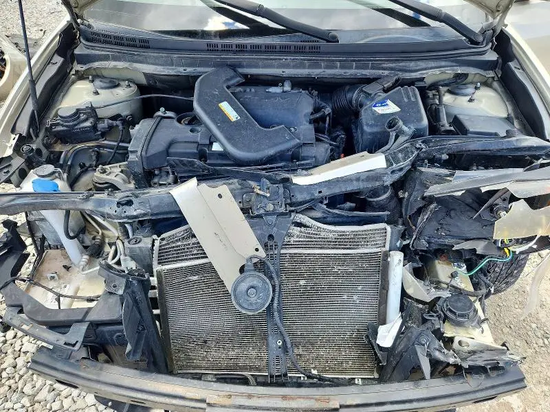 2010 HYUNDAI ELANTRA   