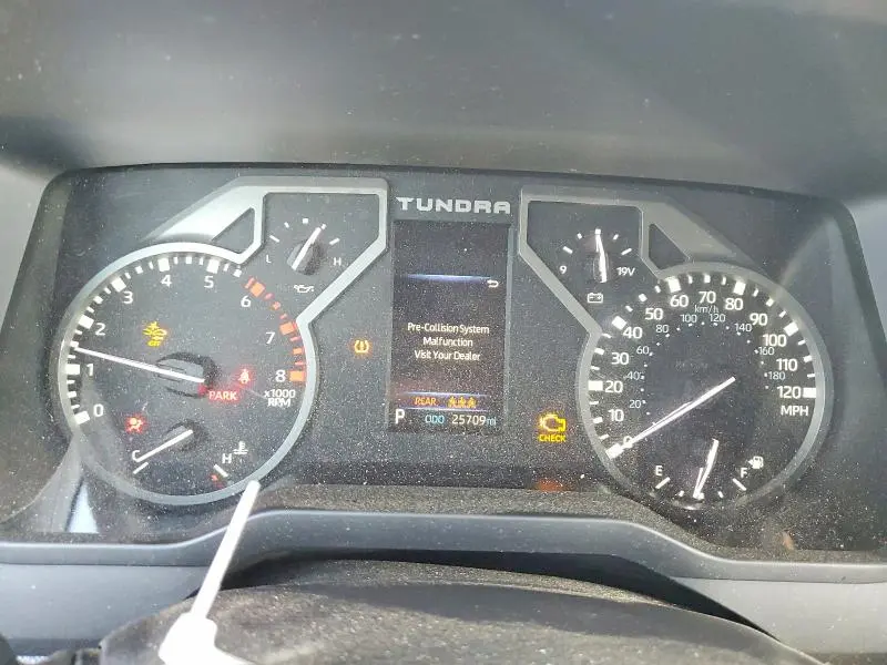 2025 TOYOTA TUNDRA CREWMAX SR  