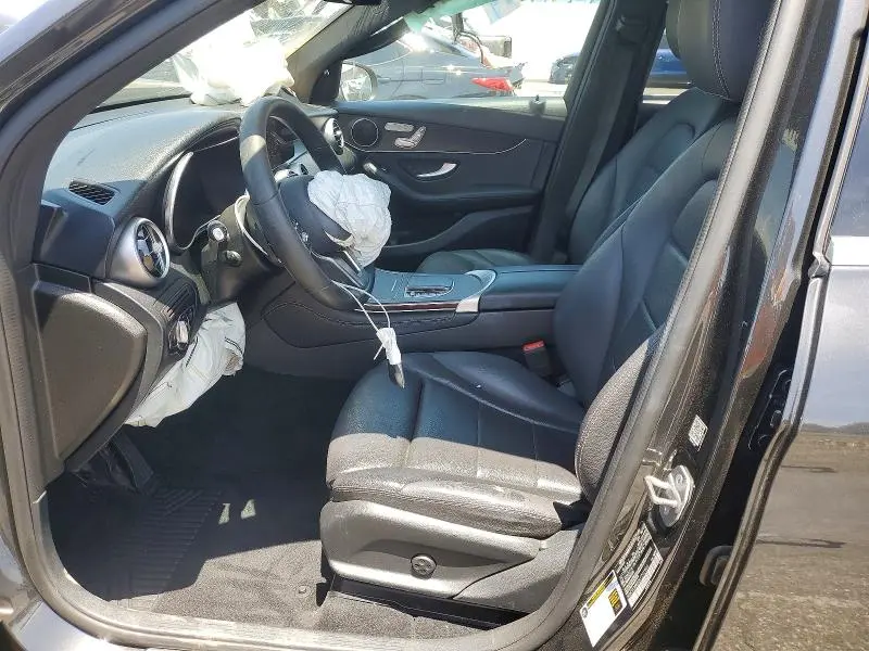 2020 MERCEDES-BENZ GLC 300 4MATIC  