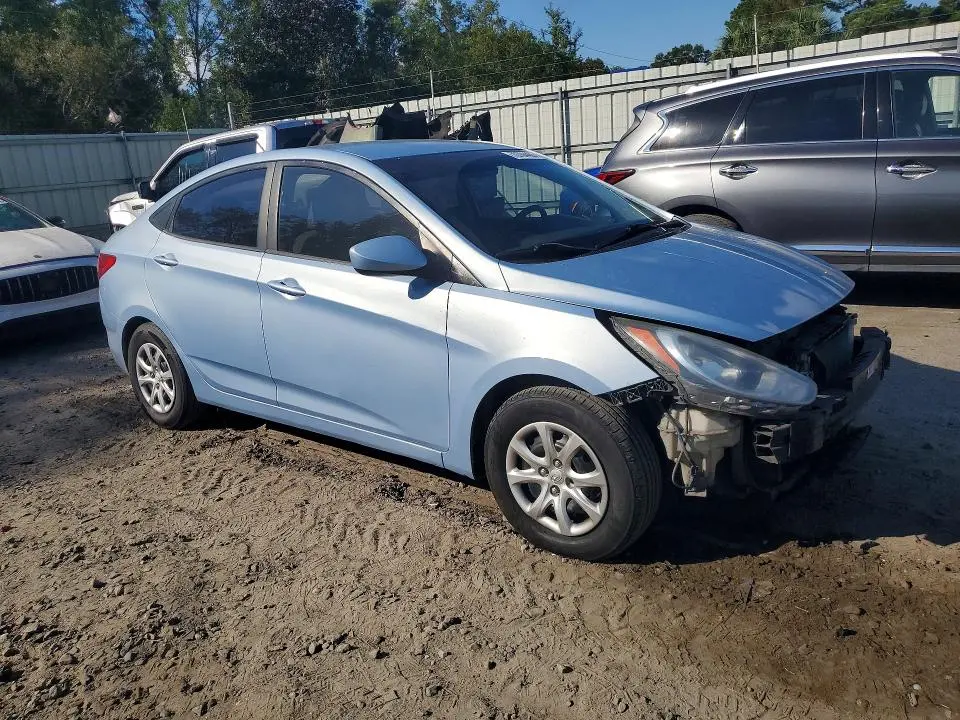 2012 HYUNDAI ACCENT GLS  