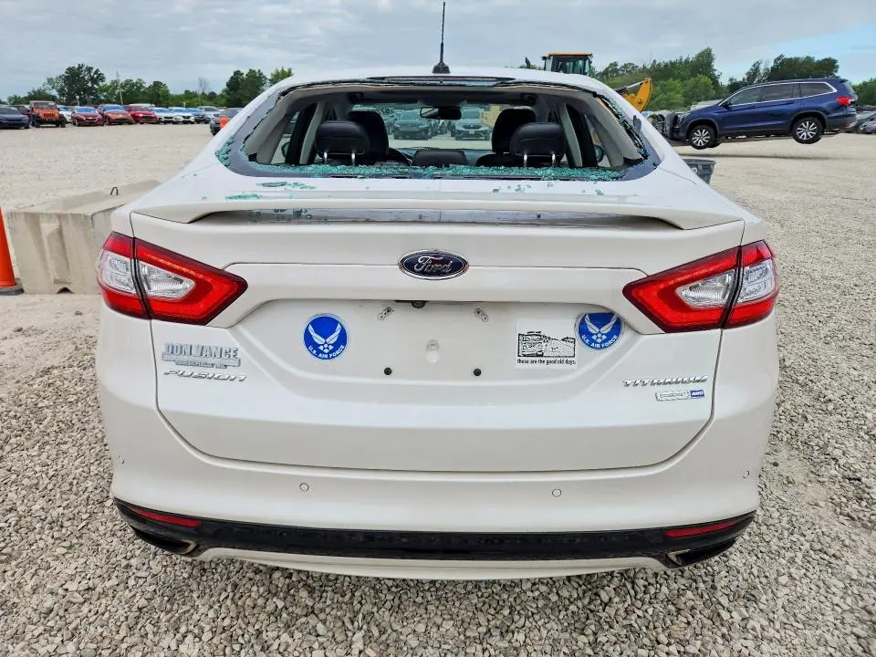 2016 FORD FUSION TITANIUM  