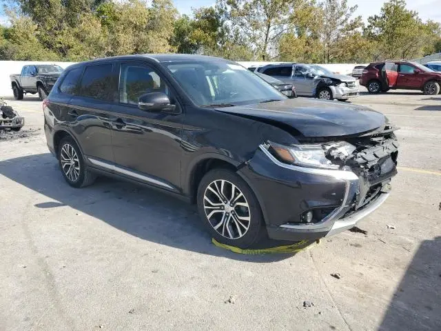 2016 MITSUBISHI OUTLANDER SE  