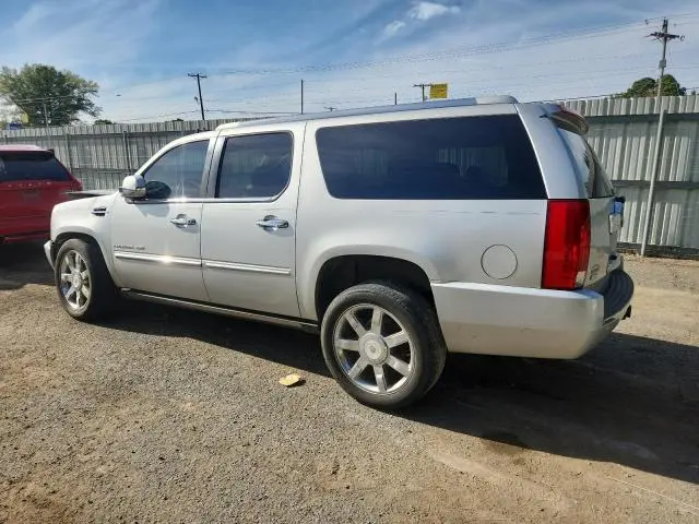 2011 CADILLAC ESCALADE ESV PREMIUM  