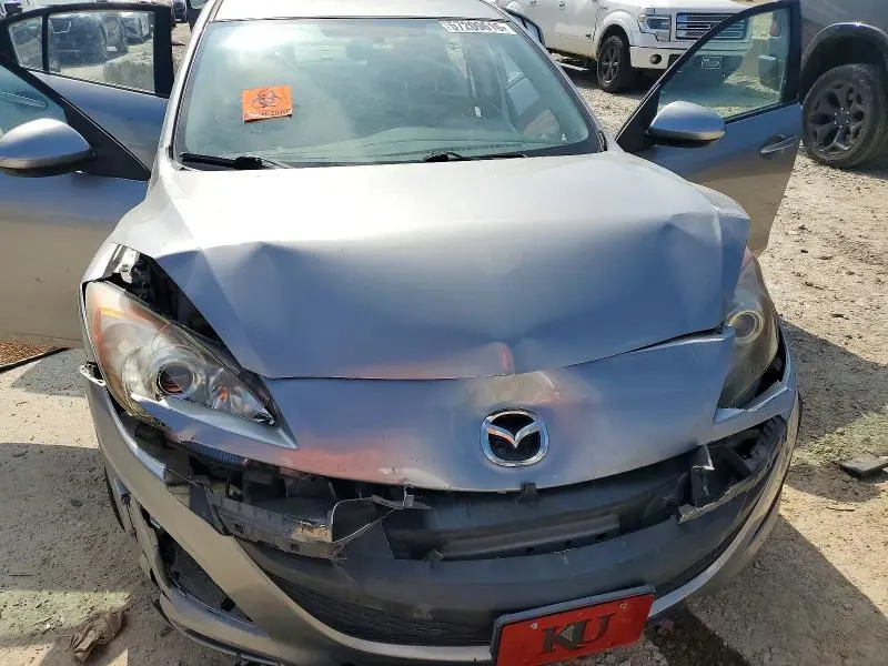 2011 MAZDA 3 I  