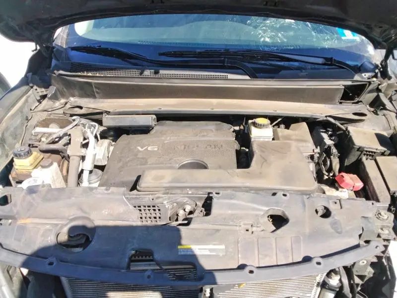 2018 NISSAN PATHFINDER SV  