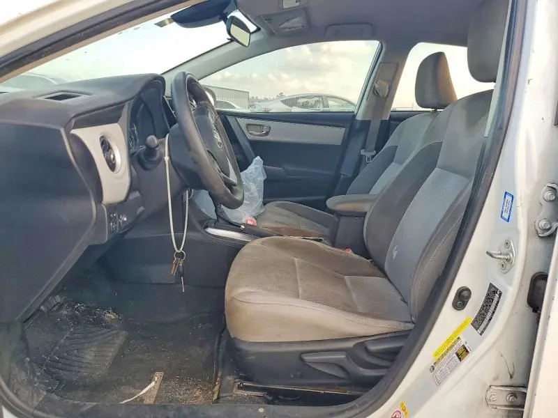2017 TOYOTA COROLLA LE  