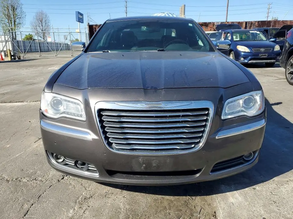 2014 CHRYSLER 300C   