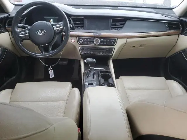 2017 KIA CADENZA PREMIUM  