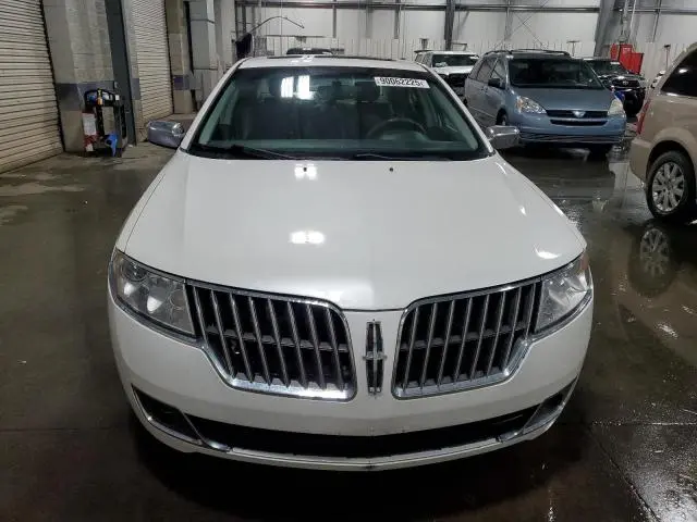 2011 LINCOLN MKZ   