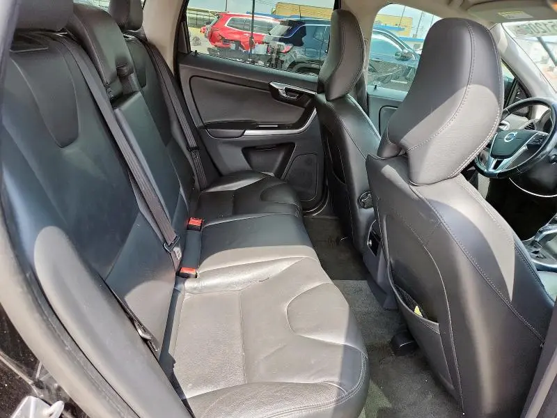 2015 VOLVO XC60 T5 PREMIER  