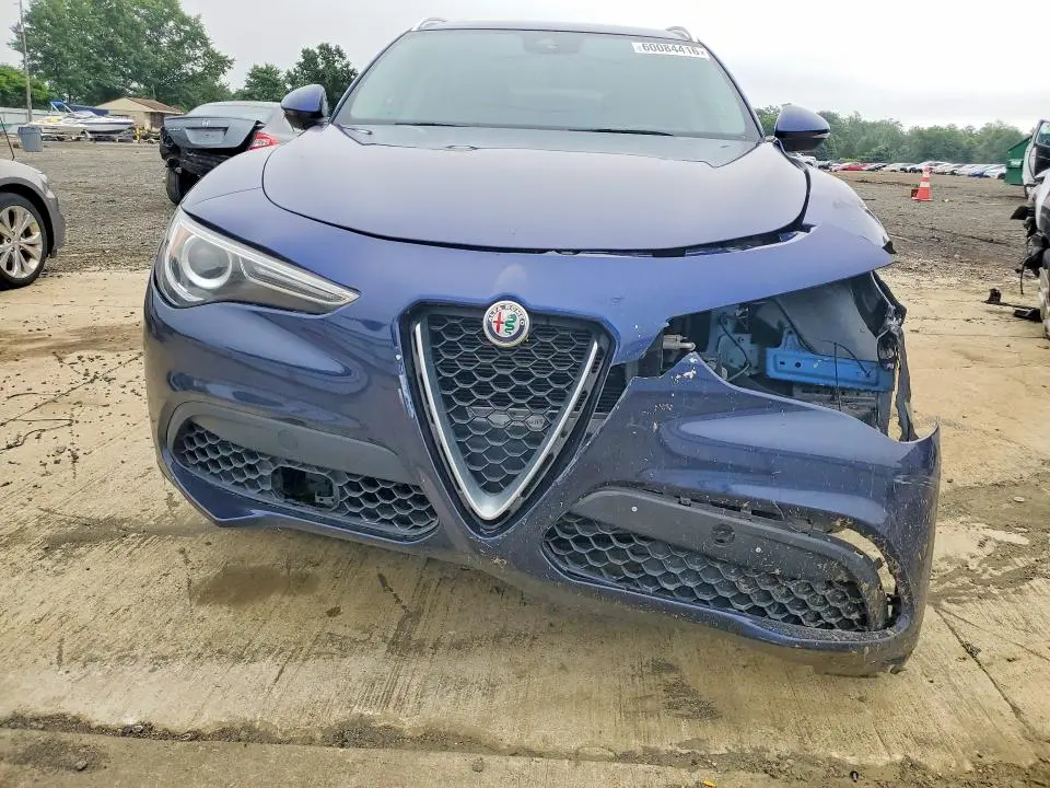 2021 ALFA ROMEO STELVIO SPORT  
