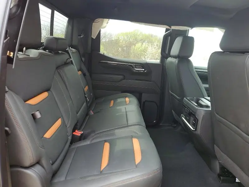 2026 GMC SIERRA K1500 AT4  