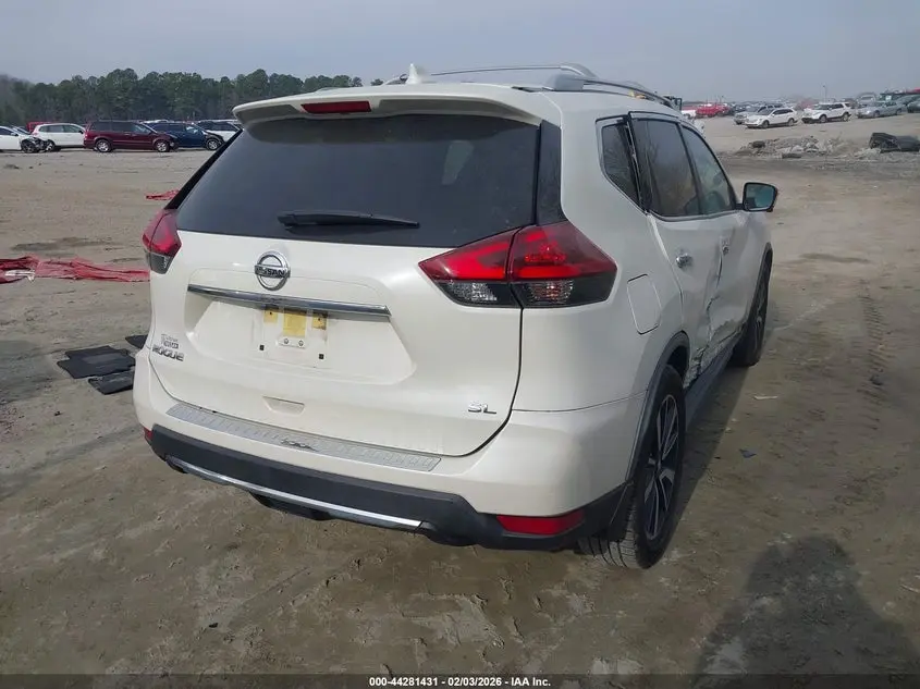 2018 NISSAN ROGUE SL