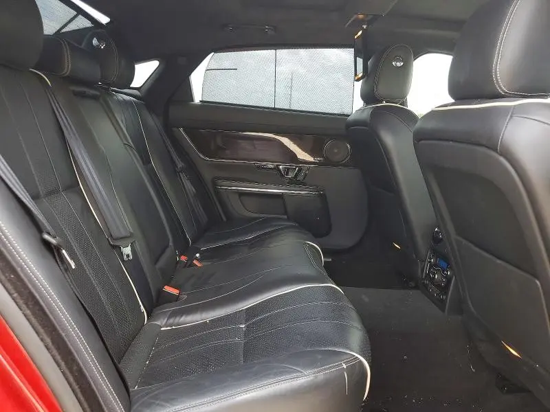 2015 JAGUAR XJL PORTFOLIO  