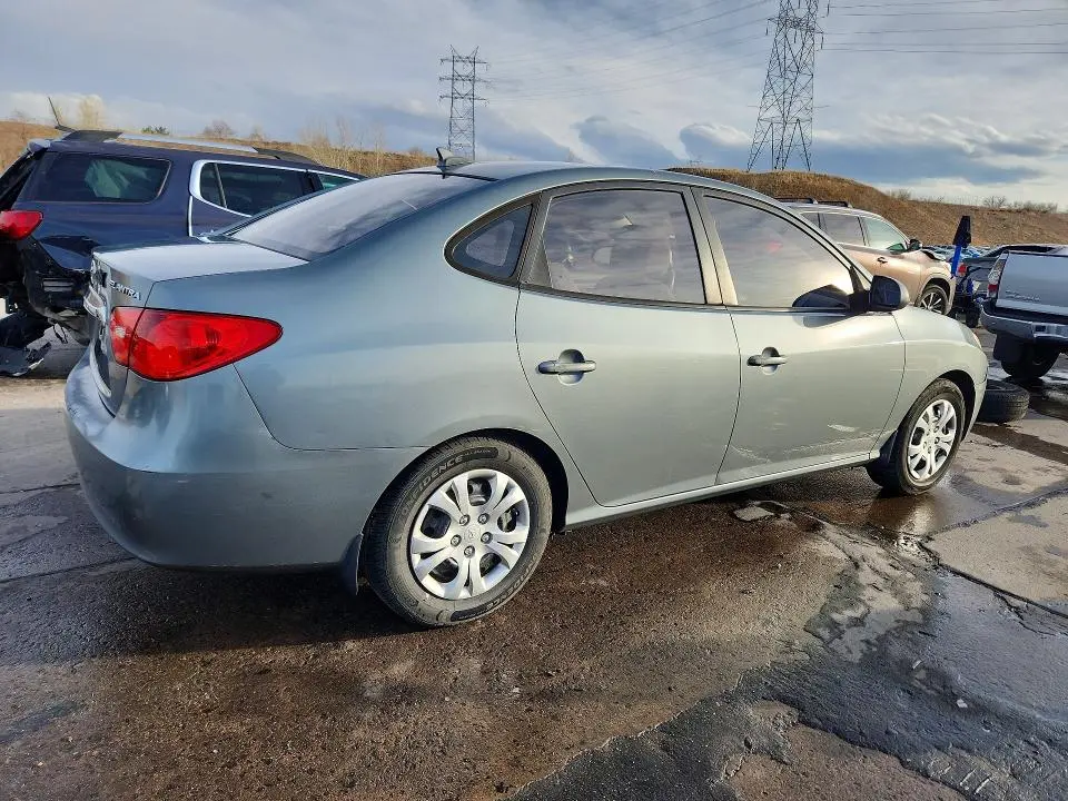 2010 HYUNDAI ELANTRA GLS  