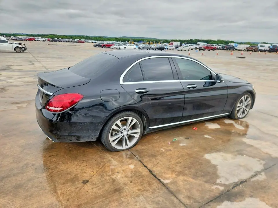 2016 MERCEDES-BENZ C 300  