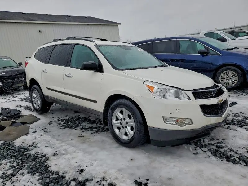 2012 CHEVROLET TRAVERSE LS  