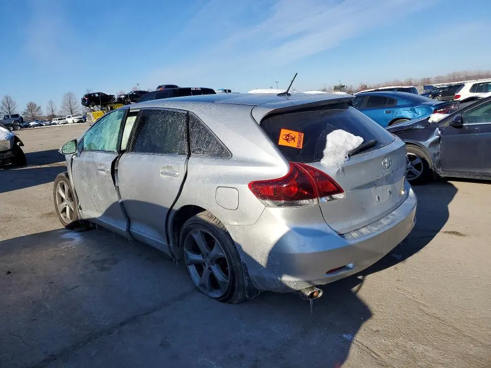 2013 TOYOTA VENZA LE  