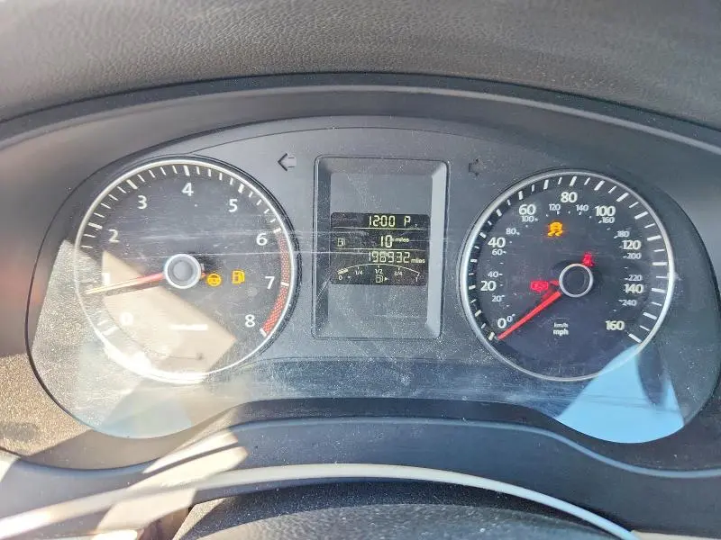 2014 VOLKSWAGEN JETTA SE  