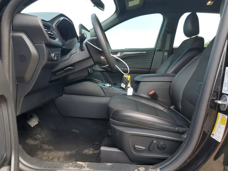 2025 FORD ESCAPE ST LINE  