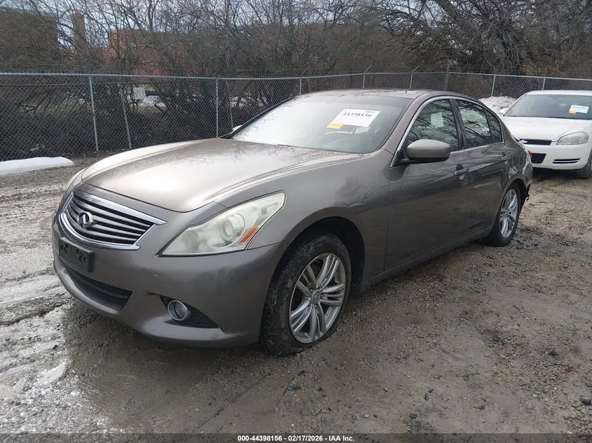 2011 INFINITI G37X  