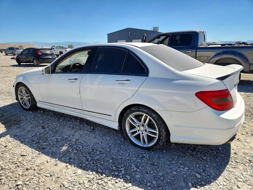 2013 MERCEDES-BENZ C 250  
