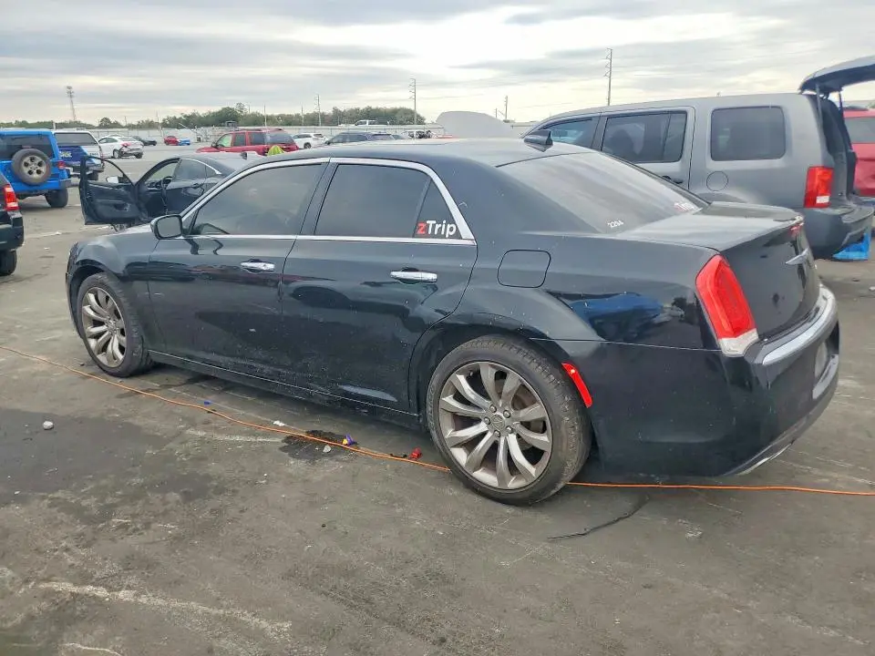 2020 CHRYSLER 300 LIMITED  