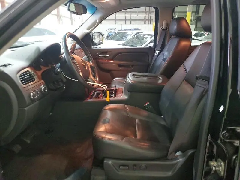 2013 CHEVROLET TAHOE K1500 LTZ  