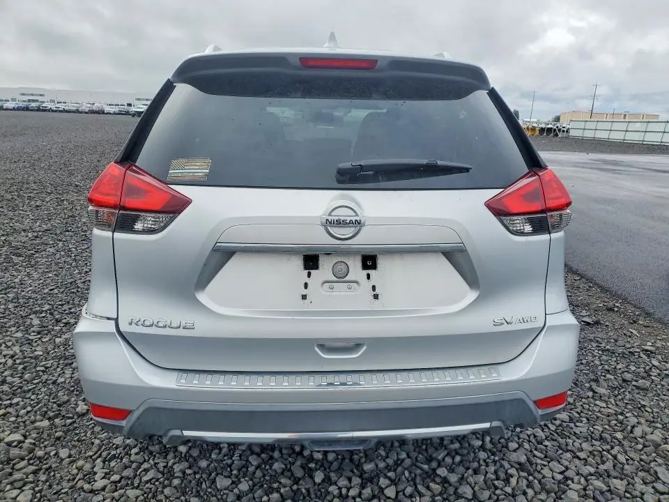 2017 NISSAN ROGUE SV  