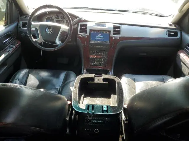 2011 CADILLAC ESCALADE ESV PREMIUM  