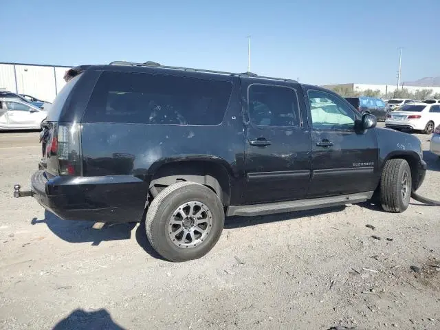2011 CHEVROLET SUBURBAN K1500 LT  