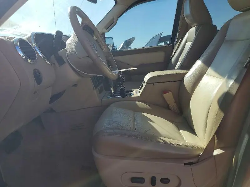 2010 FORD EXPLORER XLT  