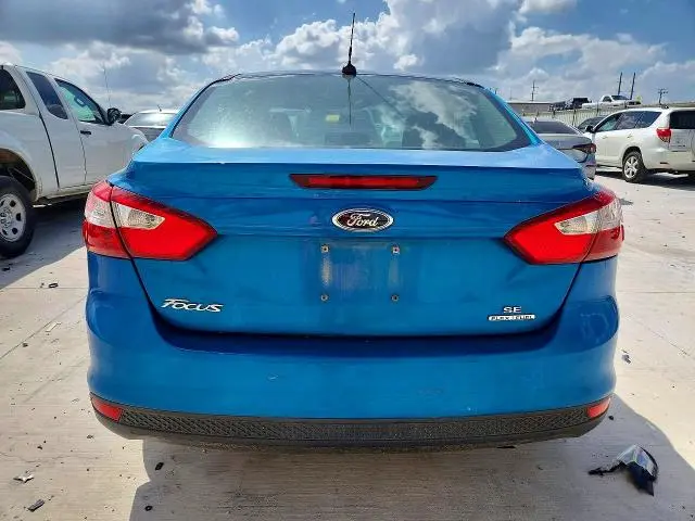 2013 FORD FOCUS SE  