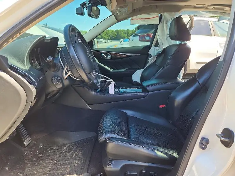 2016 INFINITI Q50 RED SPORT 400  